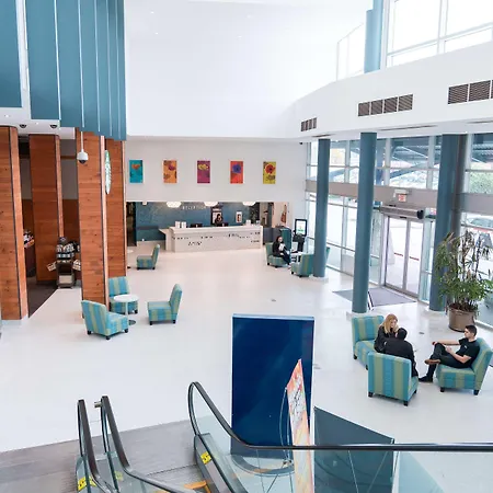 Coast Langley City Hotel & Convention Centre-3